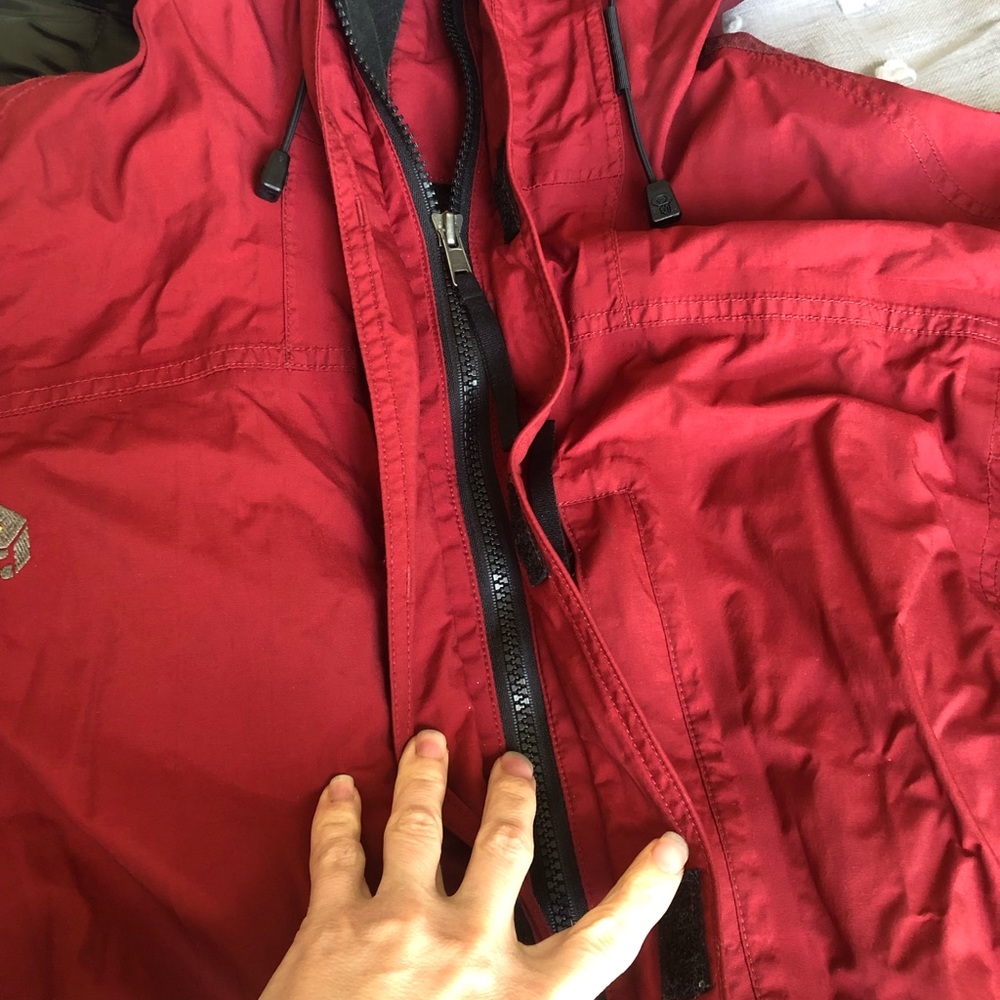 Mountain hardware jacket
